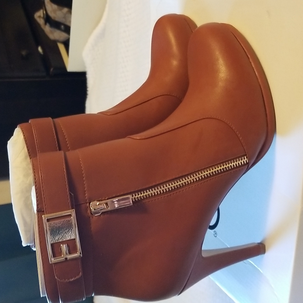 Women's tan booties